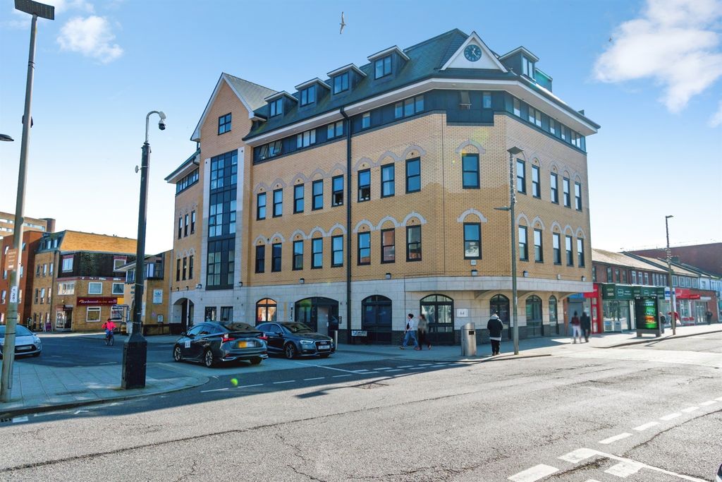 Property photo 1 of 14