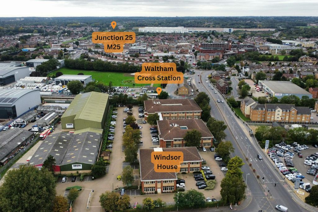 Property photo 3 of 6 Windsor House 2.Png