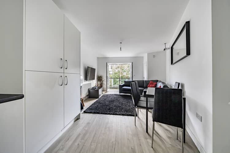 Property photo 2 of 17