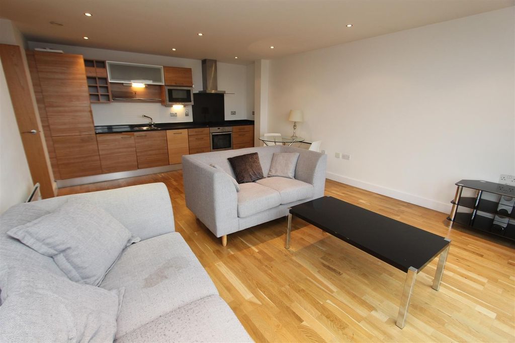 Property photo 1 of 9 Bright Open-Plan Living With Modern Wood Finish...