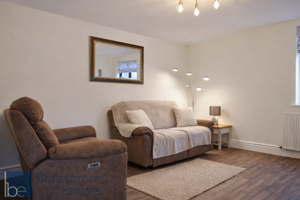 Property photo 3 of 7 Living Room