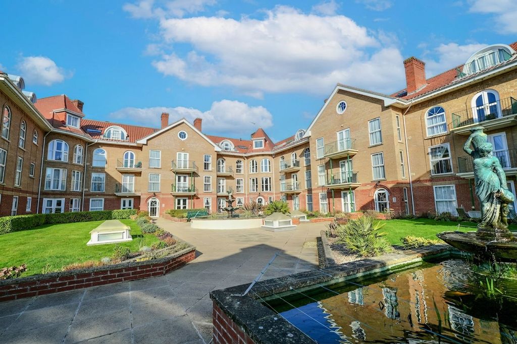 Property photo 1 of 20