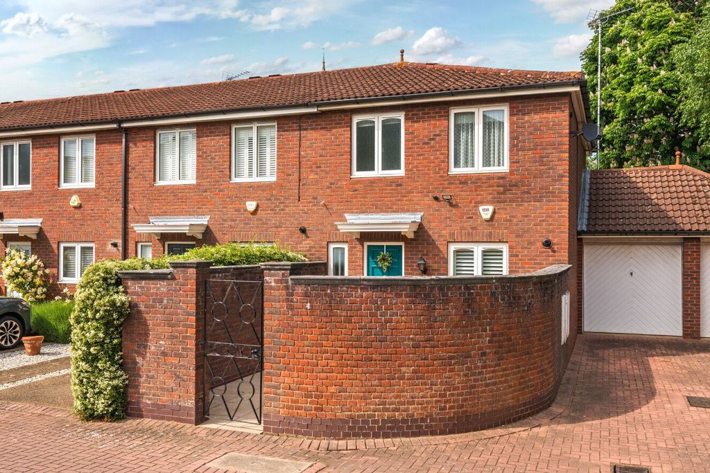 Property photo 3 of 14 Picture No. 20