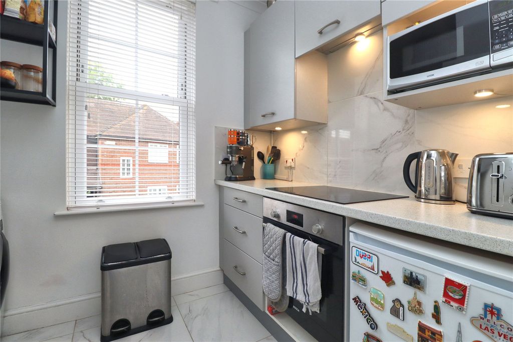 Property photo 3 of 10 Picture No. 04