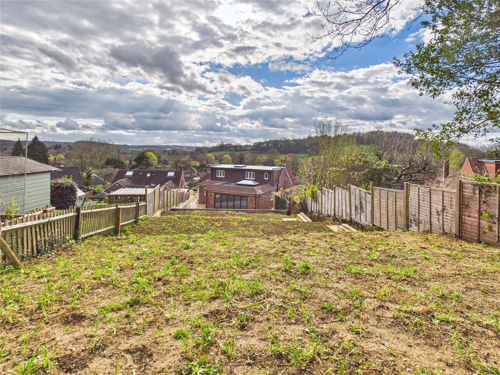 Property photo 3 of 43 Garden