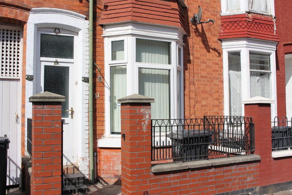Property photo 1 of 10