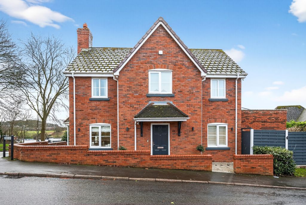 Property photo 2 of 29