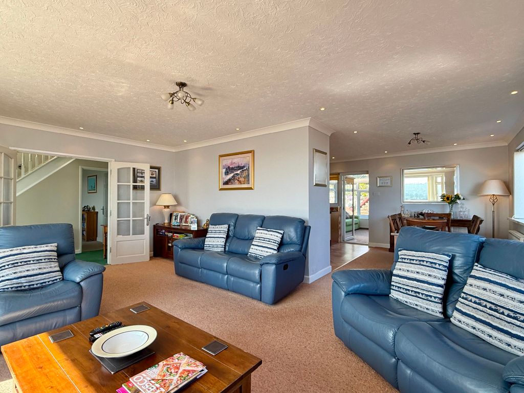 Property photo 3 of 38