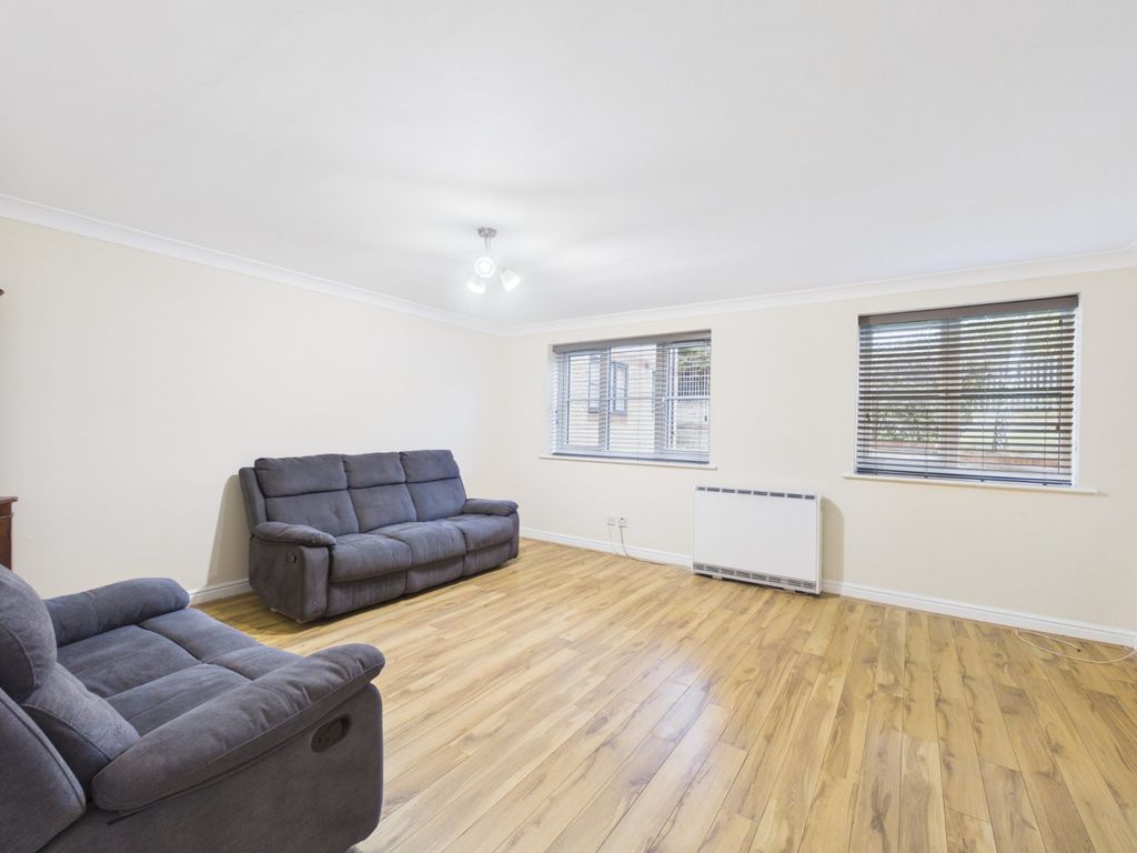 Property photo 3 of 7 Picture No. 04
