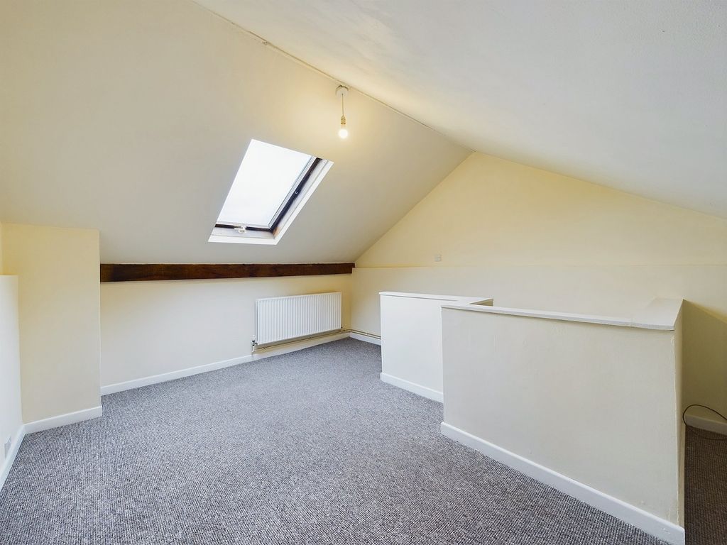 Property photo 3 of 9 Picture No. 15