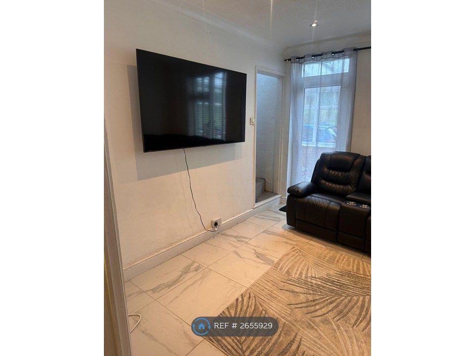 Property photo 1 of 27