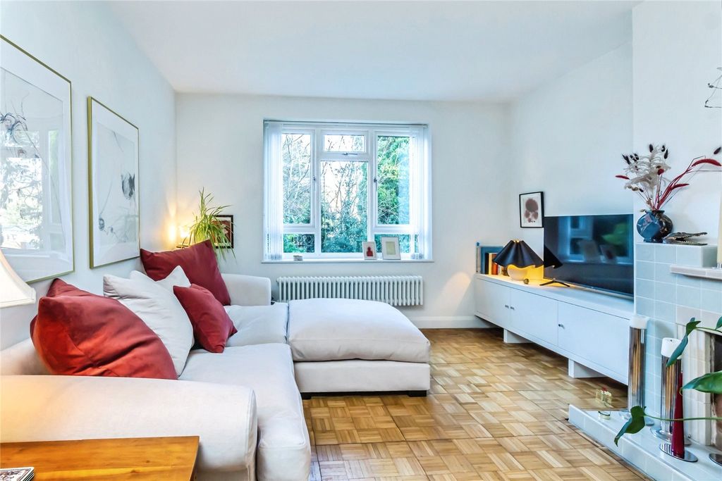 Property photo 2 of 18 Picture No. 31