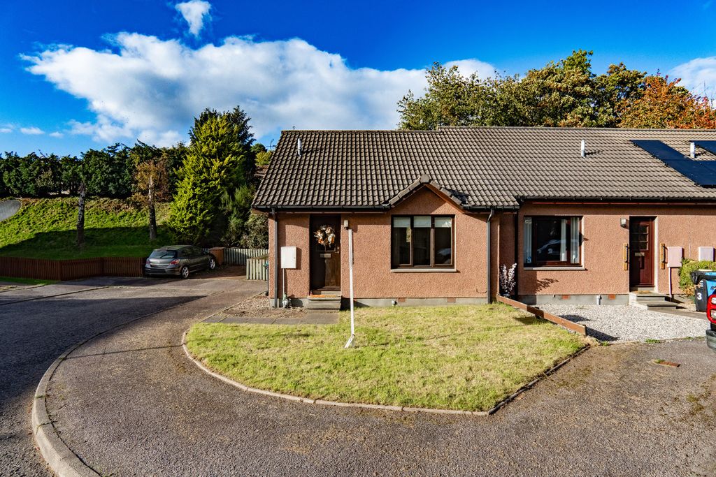 Property photo 1 of 30