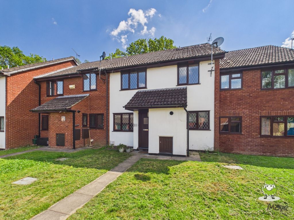 Property photo 1 of 9 Ewemove Estate Agents Basingstoke - Mongers Piece