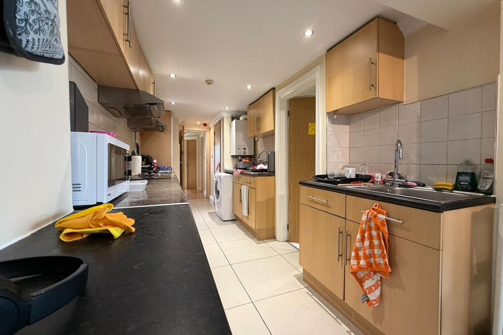 Property photo 2 of 15 Call 02920 668585 To Secure Your Viewing _6