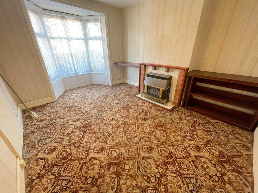 Property photo 2 of 8 Living Room
