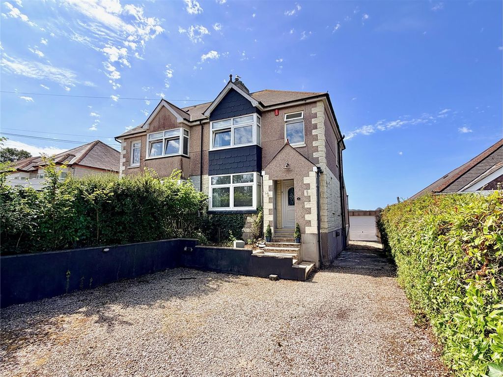 Property photo 1 of 16 4 Chittleburn Hill.Jpeg