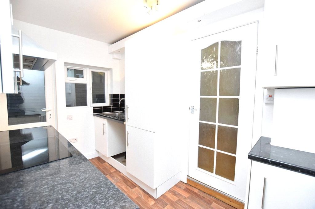 Property photo 2 of 10 Picture No. 05