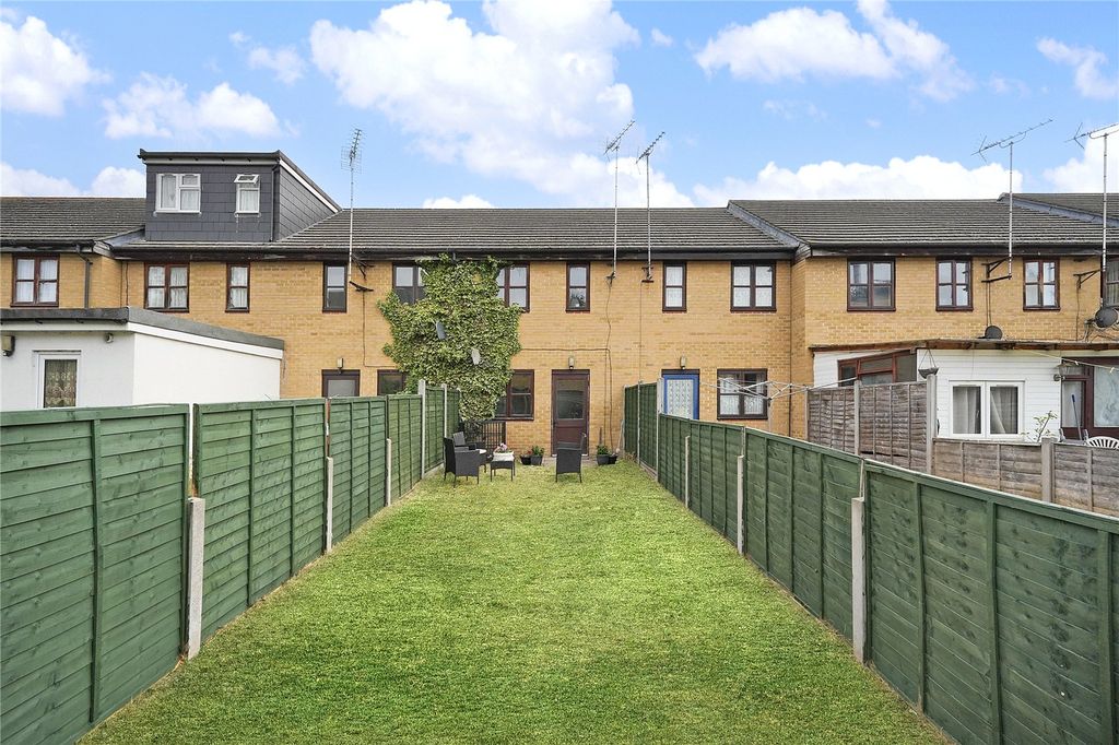 Property photo 3 of 17 Picture No. 05