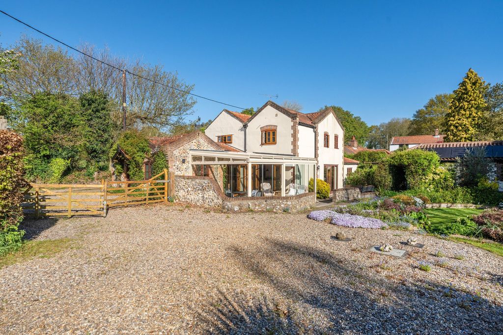 Property photo 1 of 34