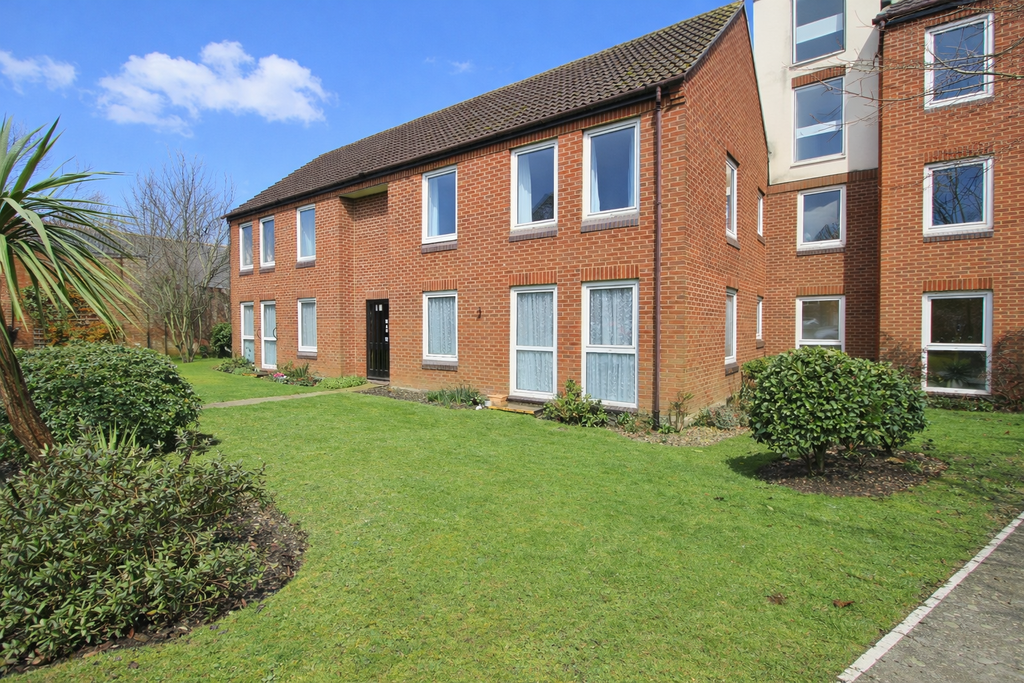 Property photo 1 of 11