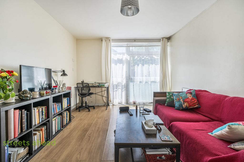 Property photo 3 of 7 Fb5911cd-E727-4c4...