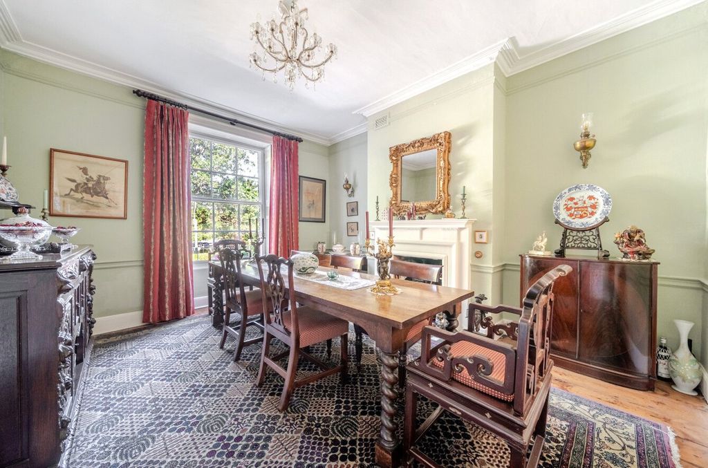 Property photo 2 of 20 Dining Room