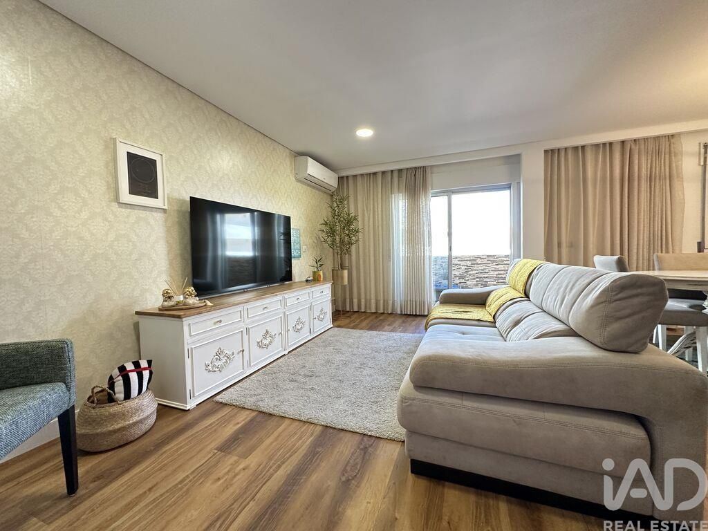 Property photo 1 of 36
