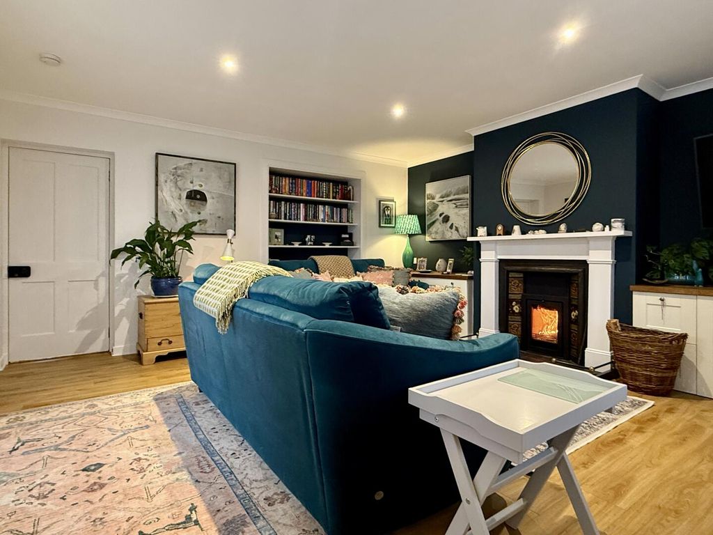 Property photo 3 of 48 Living Room