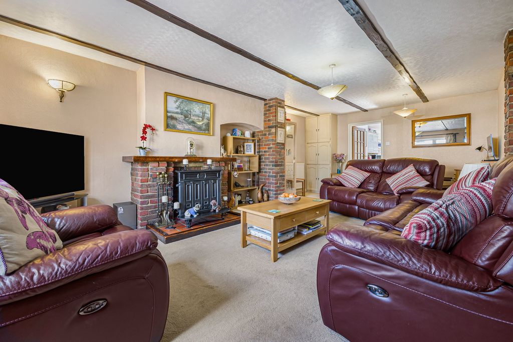 Property photo 2 of 49