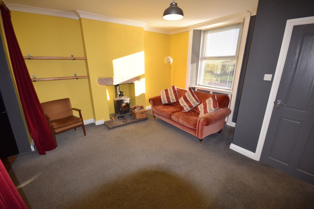 Property photo 3 of 9 Living Room