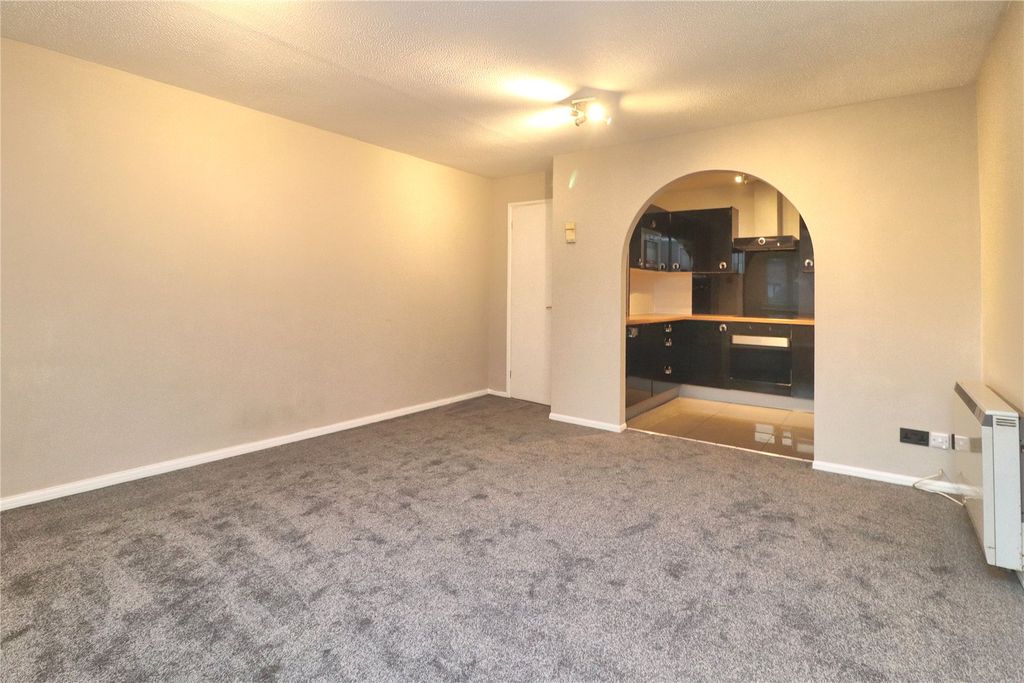 Property photo 3 of 9 Picture No. 06