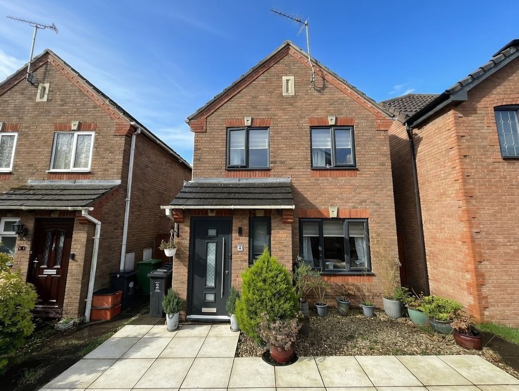 Property photo 1 of 13 Balcony