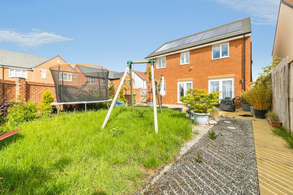 Property photo 3 of 13