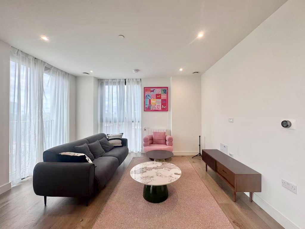 Property photo 1 of 29
