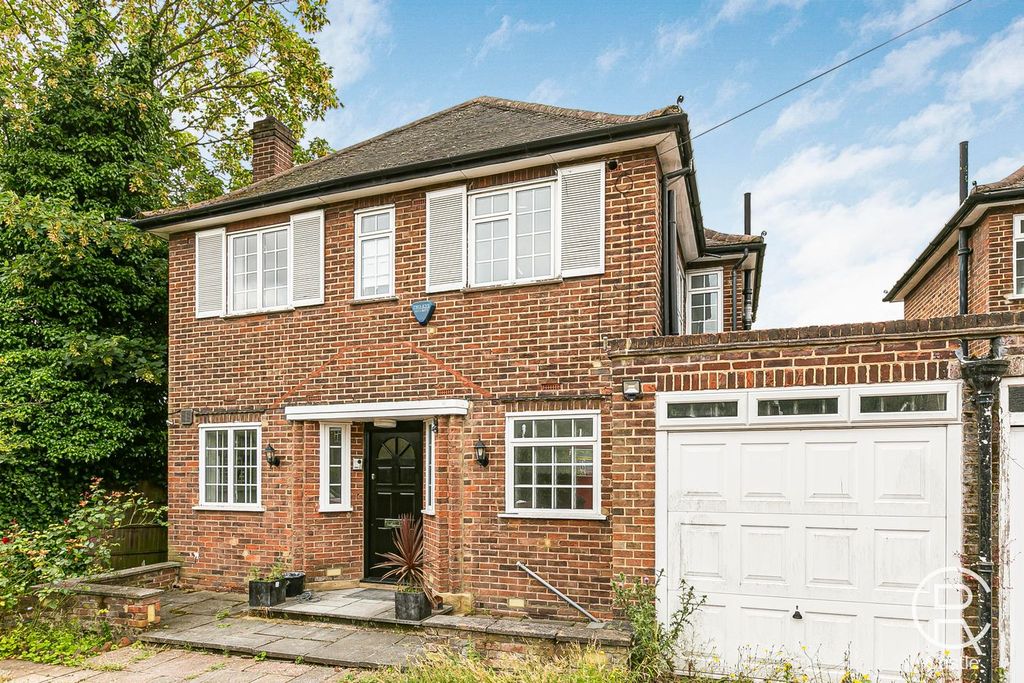 Property photo 1 of 29