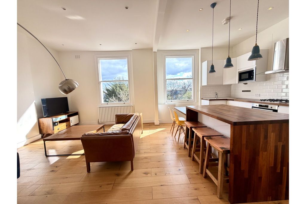 Property photo 1 of 16 Open Plan Living