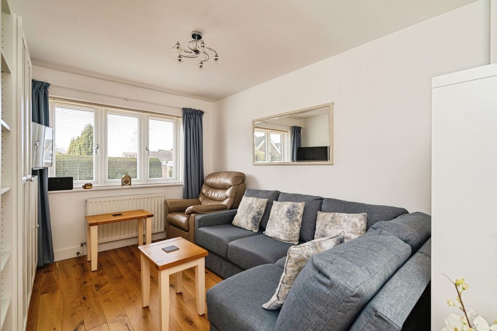 Property photo 3 of 18 Pbox-Img.Jpg