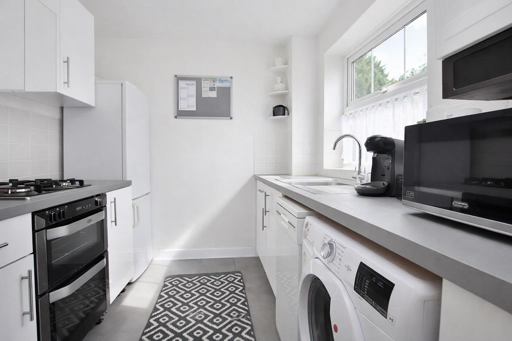 Property photo 3 of 11 86F5Aad6-A739-4173-B820-A65c25Ef8009.Png