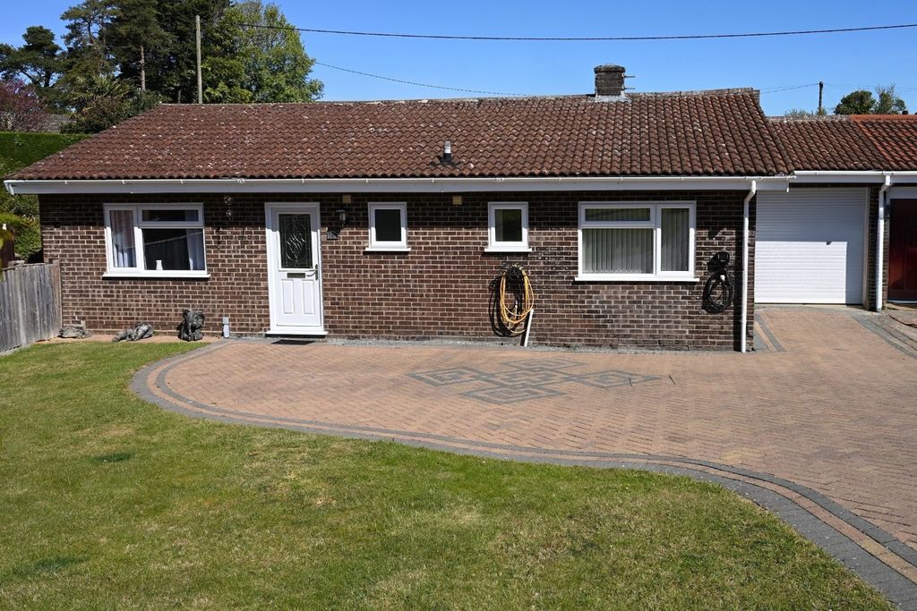 Property photo 1 of 25 5112392