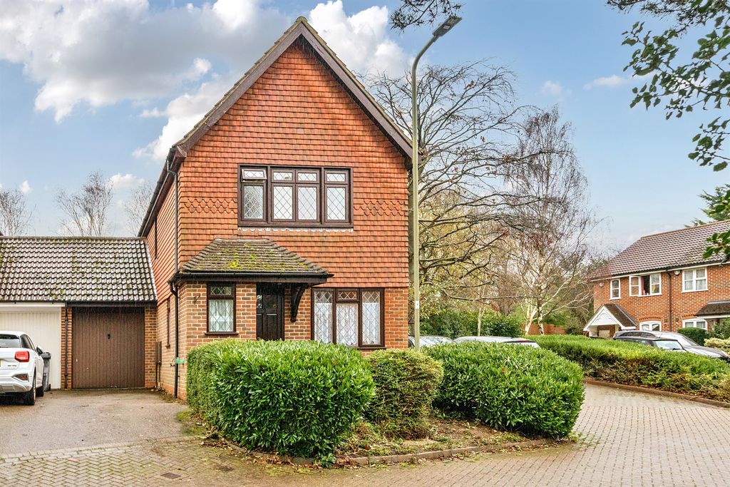 Property photo 1 of 12