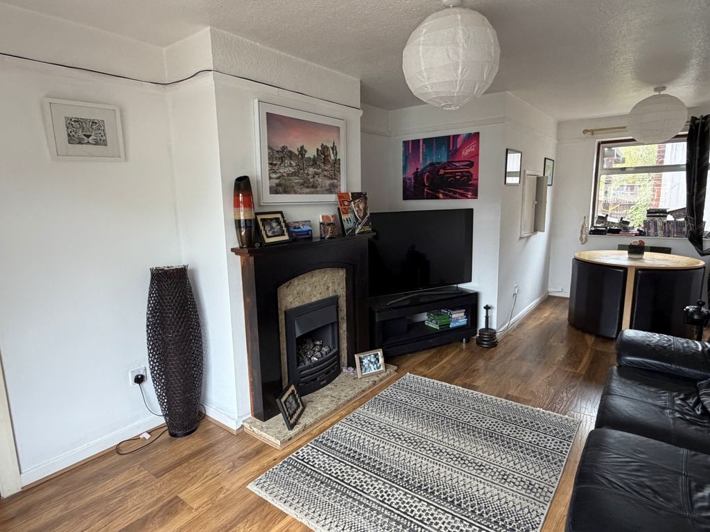 Property photo 3 of 16 Gallery