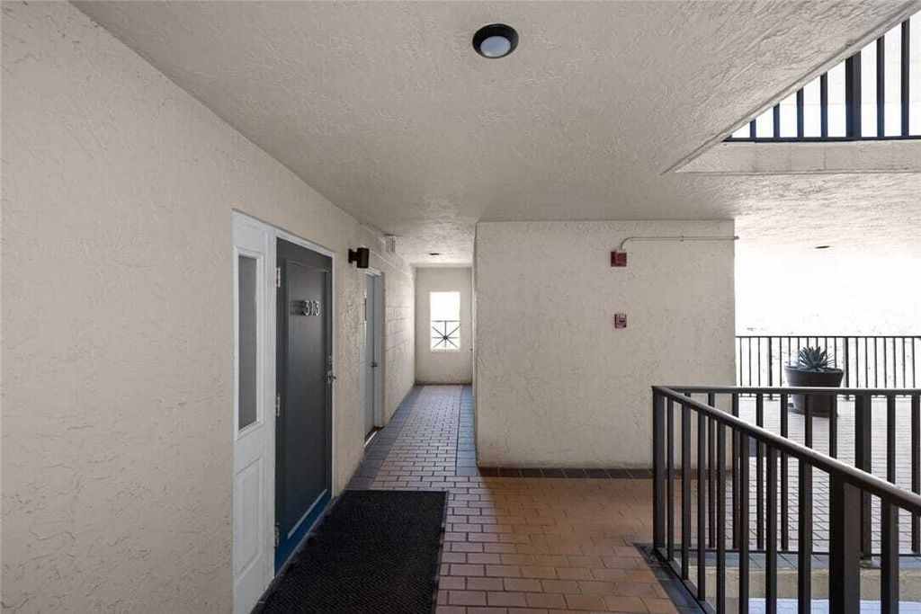 Property photo 3 of 31 <Alttext/>