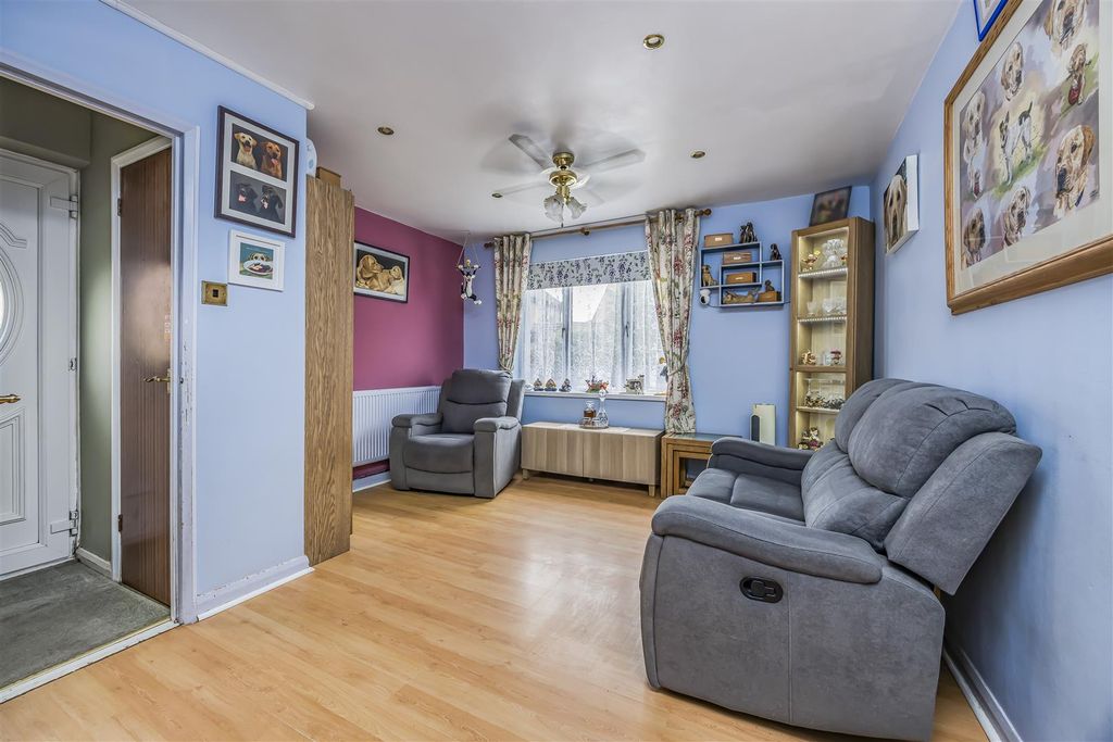 Property photo 3 of 14 1 Adstone Lane, Anchorage Park, Portsmouth-Portico