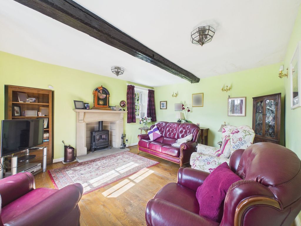 Property photo 2 of 53 Sitting Room