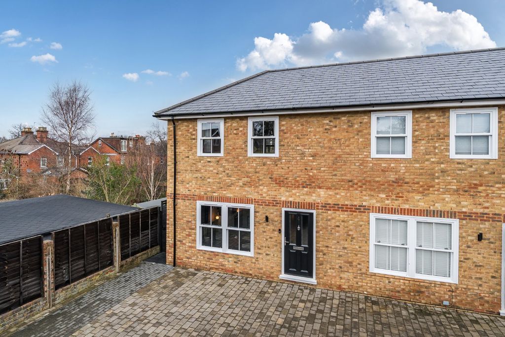 Property photo 1 of 22 Front