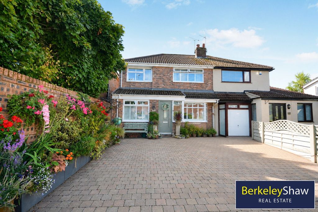 Property photo 1 of 16 Pbox-Img.Jpg