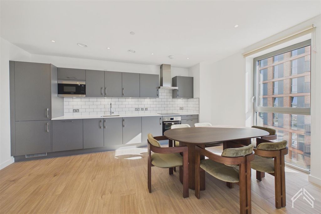 Property photo 2 of 13 2.Jpg