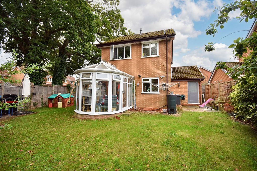 Property photo 3 of 11
