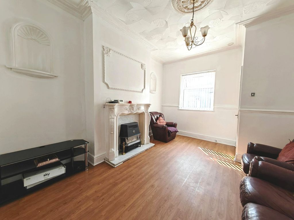 Property photo 2 of 7